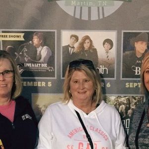 Meet your Posher, Lisa